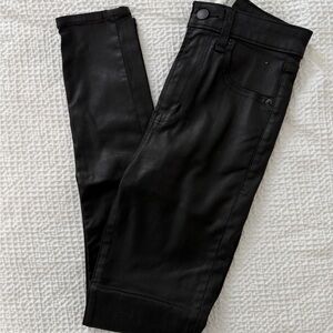 Abercrombie & Fitch Women's Black Coated Skinny Jeans